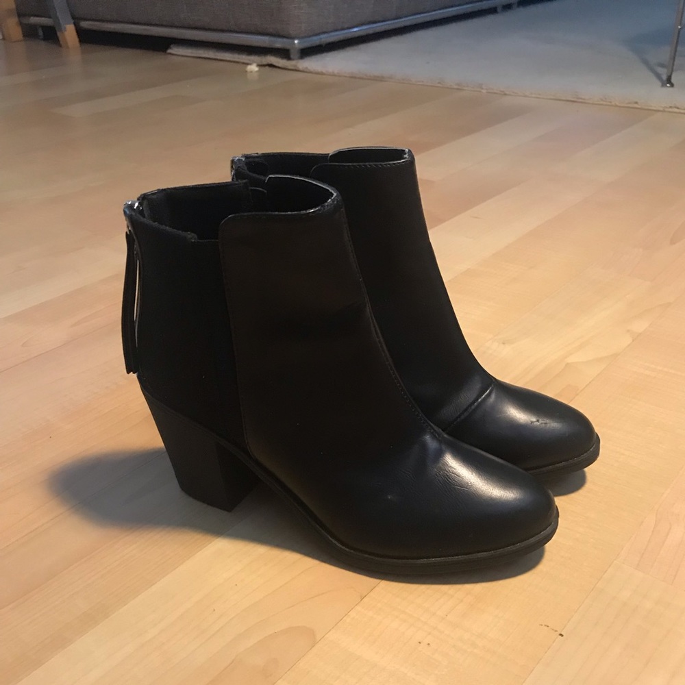 H&M ankle booties